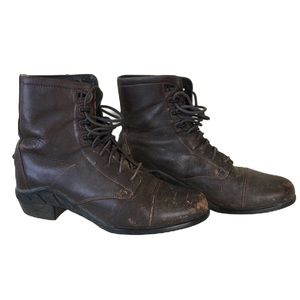 Ariat Freestyle Women’s Sport Paddock Lace-up distressed brown boots, Size 9.